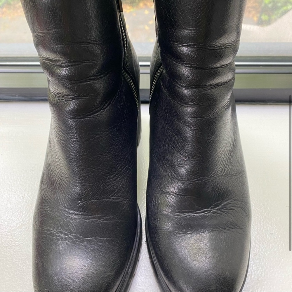 Prada Black Heeled Boots with Chunky Platform - Picture 3 of 4